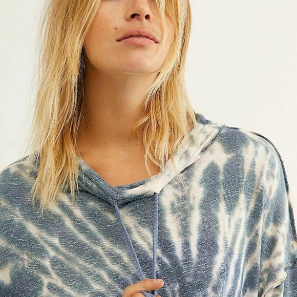 NEW NWT $108 Free People Best Catch Tie Dye Tee Pullover Printed Long Sleeve - Picture 2 of 3